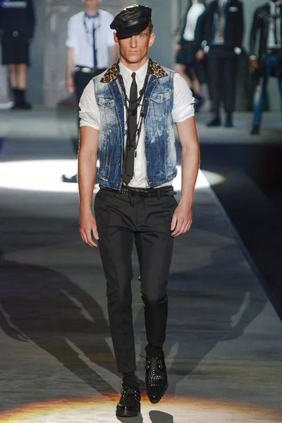 Look 1